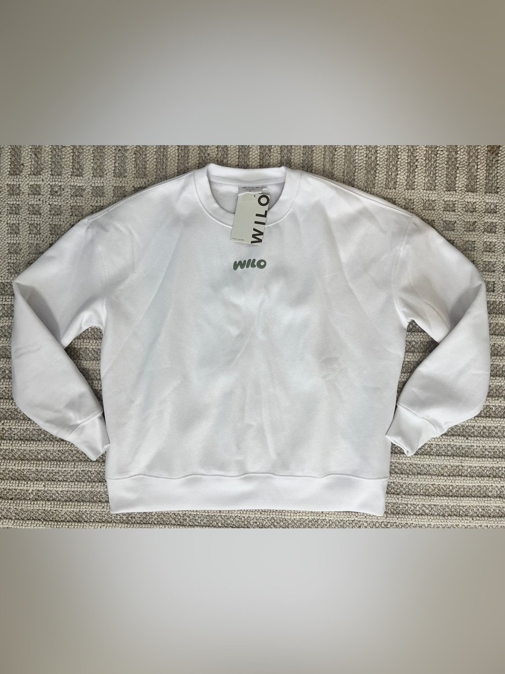 WILO THE LABEL WELLNESS CLUB CREWNECK! White sweatshirt size small